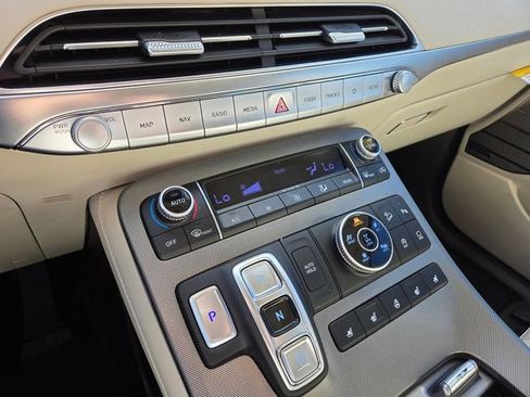 Used 2020 Hyundai Palisade Limited AWD/4WD image 18