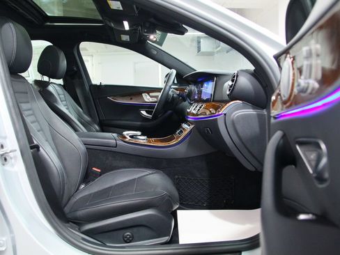 Certified 2020 Mercedes-Benz E 350 4MATIC Sedan image 23