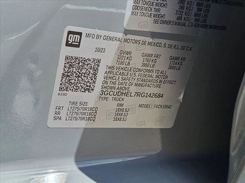 Used 2024 Chevrolet Silverado 1500 ZR2 w/ Technology Package image 25