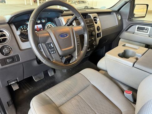Used 2011 Ford F150 XLT w/ XLT Chrome Pkg RWD image 13