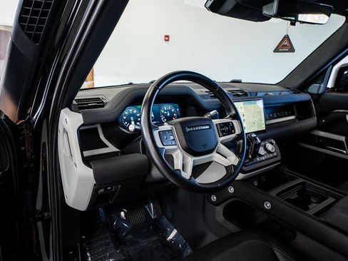 Used 2022 Land Rover Defender 110 X-Dynamic SE image 39