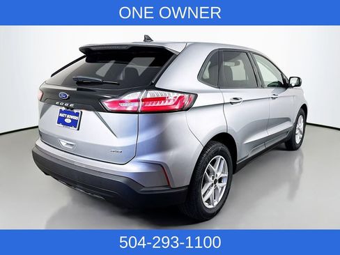 Used 2024 Ford Edge SE image 5
