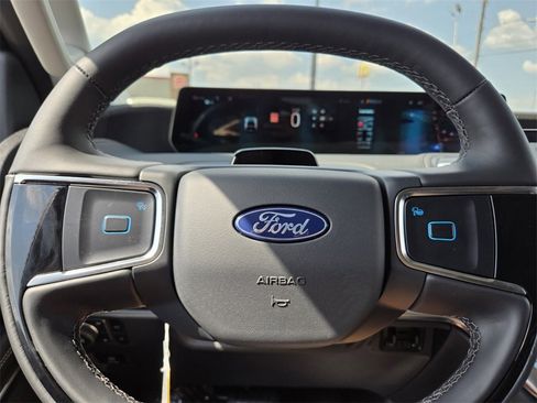 New 2025 Ford Expedition Platinum image 20