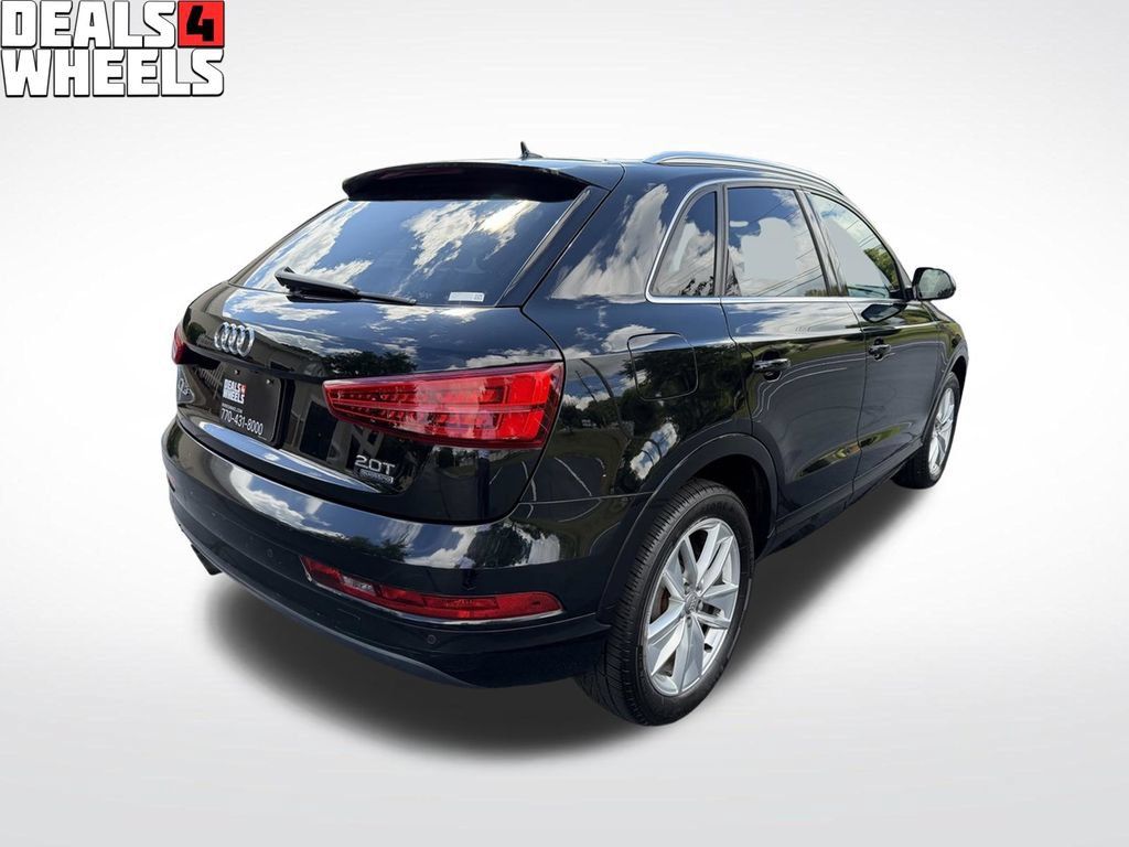 Used 2017 Audi Q3 2.0T Premium Plus w/ Premium Plus Package AWD/4WD image 7