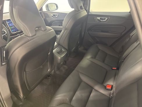 Used 2023 Volvo XC60 B5 Plus w/ Climate Package AWD/4WD image 13