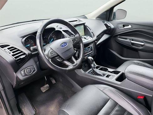 Used 2017 Ford Escape Titanium AWD/4WD image 9