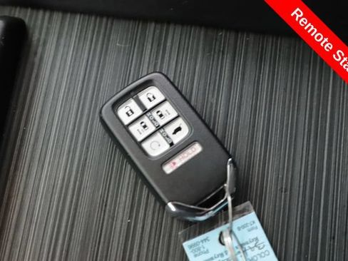 Used 2020 Honda Odyssey EX-L image 3