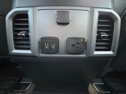 Used 2018 Ford F150 XLT w/ Equipment Group 302A Luxury image 22