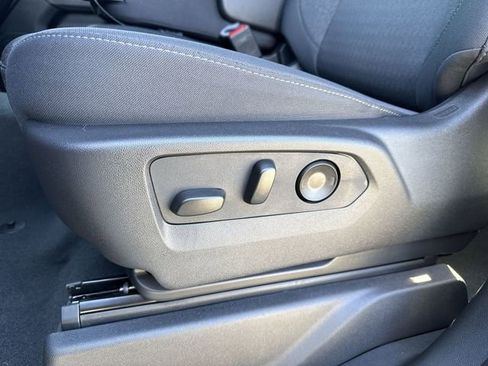 Used 2025 Chevrolet Silverado 1500 Custom Trail Boss w/ Turbomax Blackout Package image 19