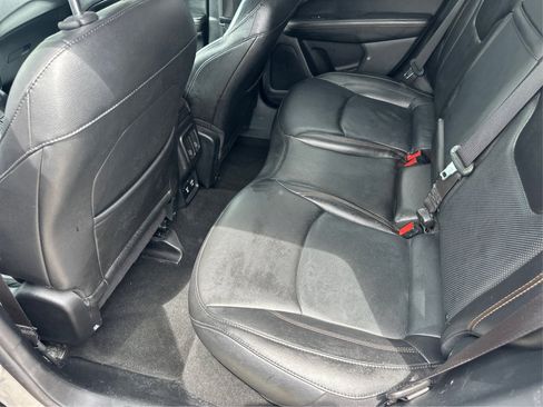 Used 2019 Jeep Compass Limited AWD/4WD image 12