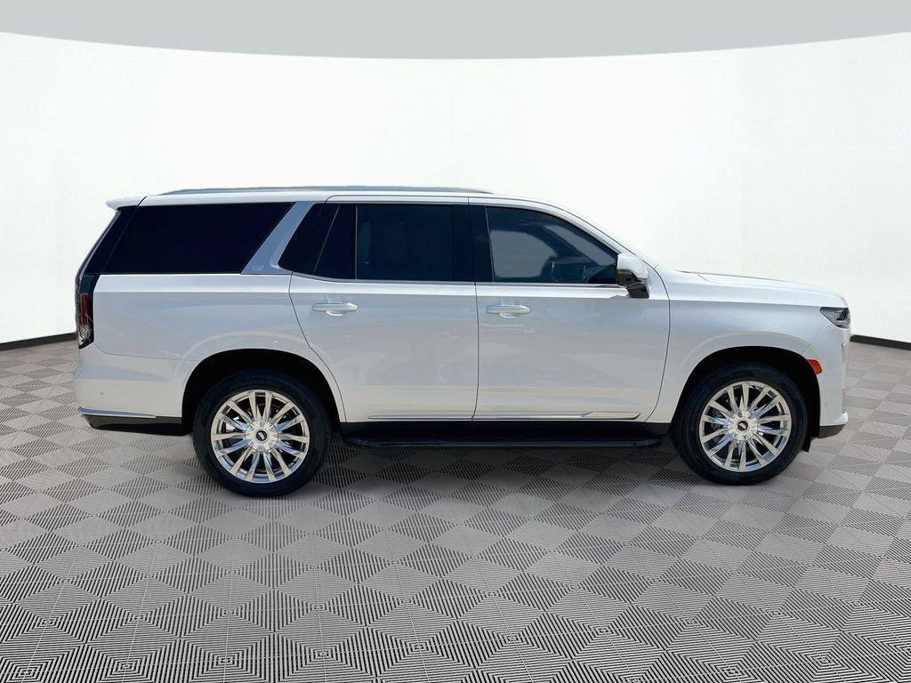 Certified 2022 Cadillac Escalade Premium Luxury w/ Performance Package AWD/4WD image 4