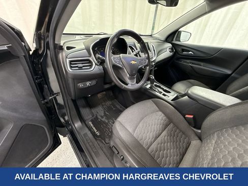 Used 2019 Chevrolet Equinox LT w/ Driver Convenience Package image 13