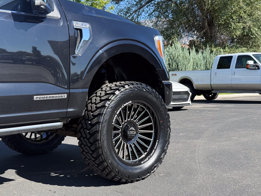 Used 2022 Ford F150 Platinum AWD/4WD image 7