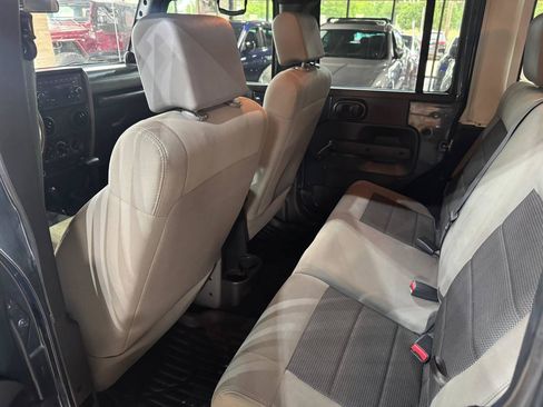 Used 2008 Jeep Wrangler Unlimited X AWD/4WD image 15