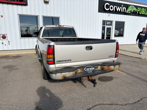 Used 2005 GMC Sierra 1500 W/T w/ Light Duty Power Package RWD image 9