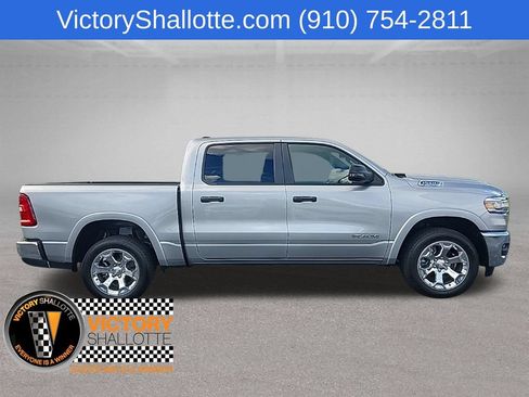 Used 2025 RAM 1500 Big Horn AWD/4WD image 34