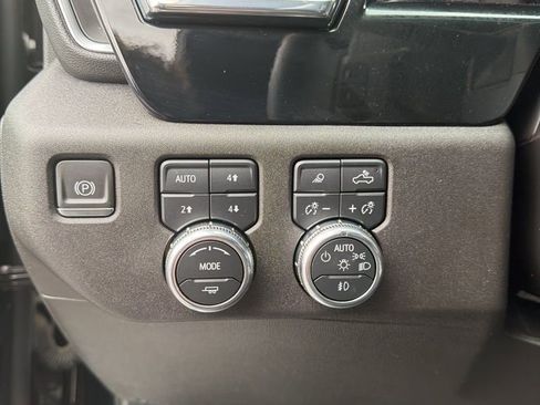 Used 2024 GMC Sierra 1500 SLT w/ SLT Premium Plus Package image 34