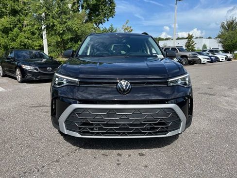 Used 2025 Volkswagen Taos S AWD/4WD image 2