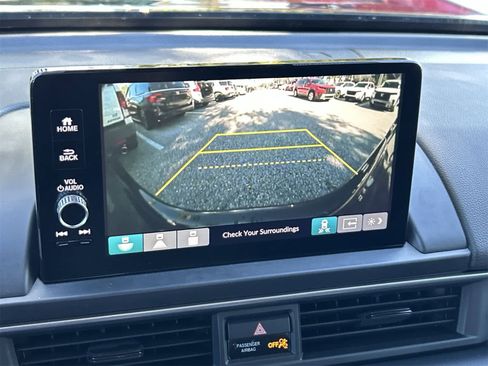 Used 2025 Honda Pilot EX-L image 22