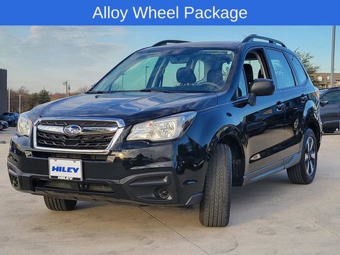 Used 2018 Subaru Forester 2.5i w/ Alloy Wheel Package image 2