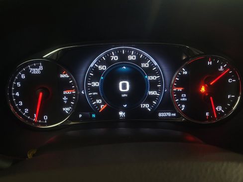 Used 2019 GMC Acadia Denali w/ Technology Package FWD image 23