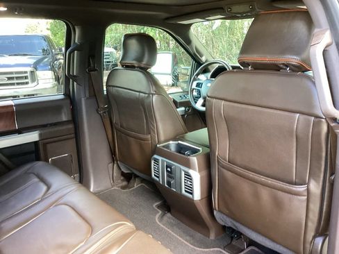 Used 2017 Ford F350 King Ranch w/ King Ranch Ultimate Package AWD/4WD image 47