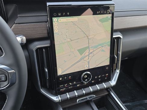 New 2026 GMC Acadia Denali w/ Super Cruise Package image 20