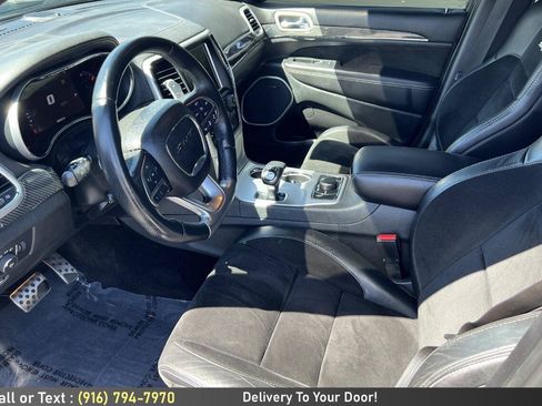 Used 2015 Jeep Grand Cherokee SRT w/ Luxury Group II AWD/4WD image 13