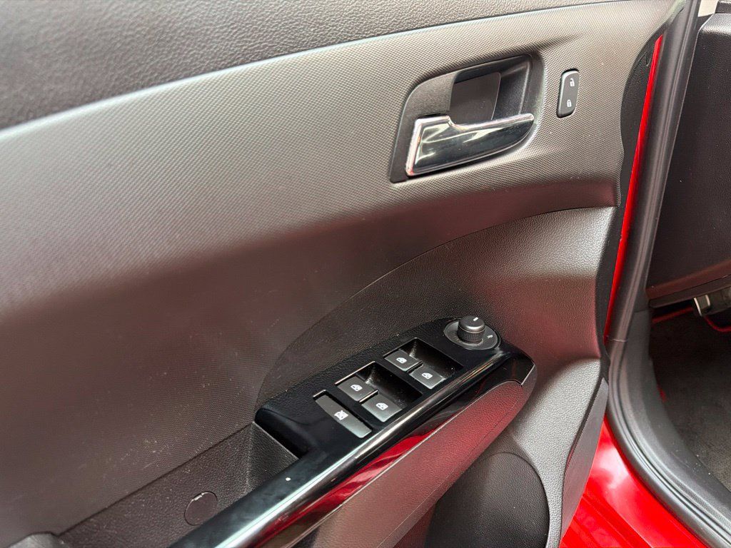 Used 2014 Chevrolet Sonic RS FWD image 23