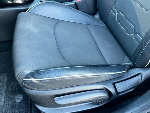 Used 2023 Kia Forte GT-Line w/ GT-Line Premium Package image 19