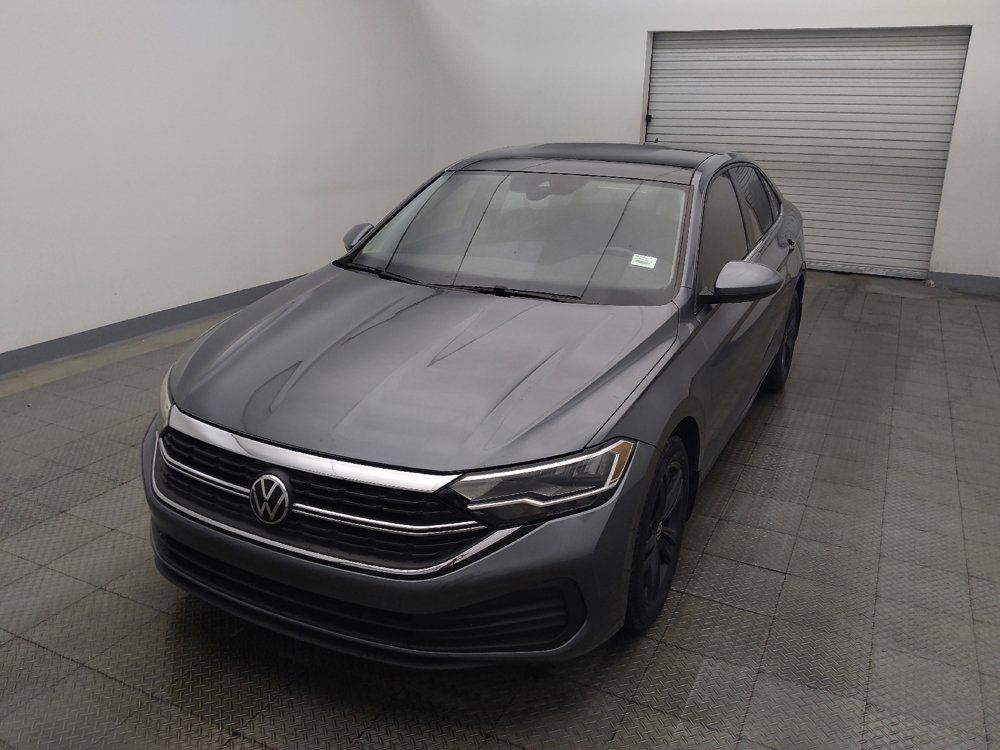 Used 2024 Volkswagen Jetta SE w/ Panoramic Sunroof Package FWD image 15