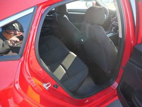 Used 2016 Honda Civic EX image 26
