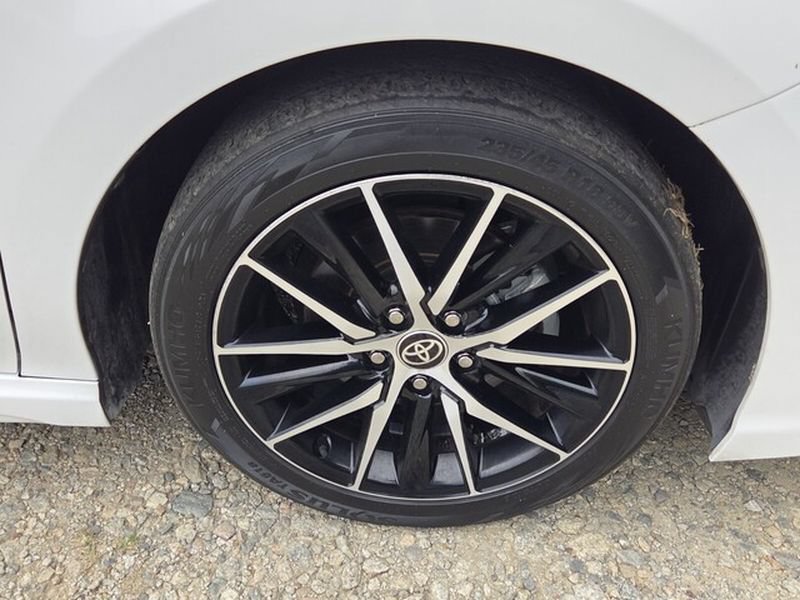 Used 2023 Toyota Camry SE AWD/4WD image 16