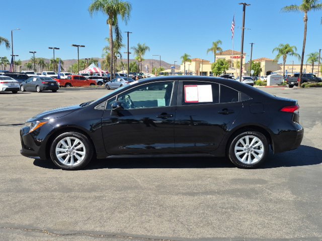Used 2026 Toyota Corolla LE w/ LE Premium Package FWD image 9