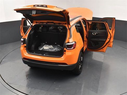 New 2026 Jeep Compass Latitude image 29