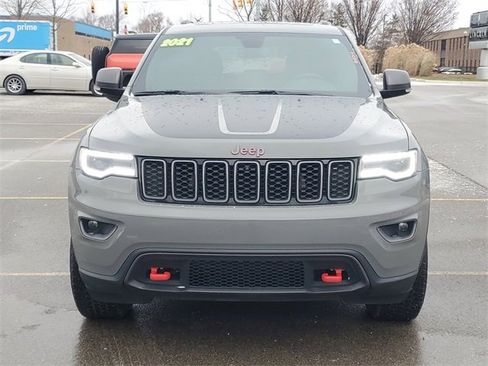 Used 2021 Jeep Grand Cherokee Trailhawk w/ Premium Lighting Group image 2
