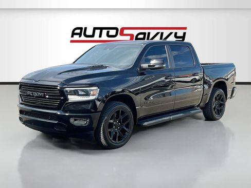 Used 2023 RAM 1500 Laramie AWD/4WD image 3