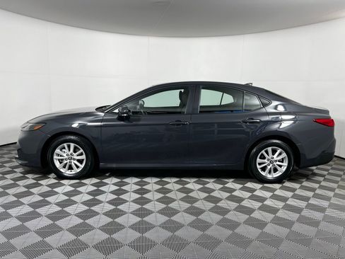Used 2025 Toyota Camry LE FWD image 8