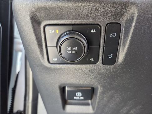 Certified 2025 Ford Expedition Platinum AWD/4WD image 25