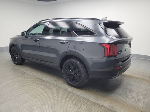 Used 2021 Kia Sorento S w/ Panoramic Sunroof Package image 3