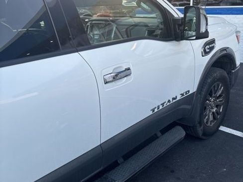 Used 2017 Nissan Titan Platinum Reserve image 12