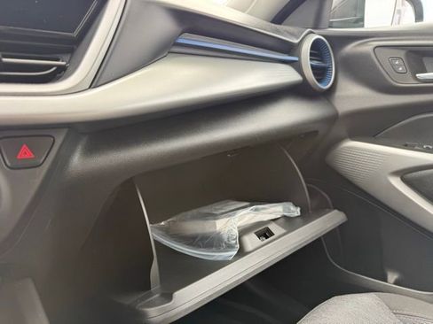 Used 2024 Chevrolet Trax LS w/ LS Convenience Package image 27