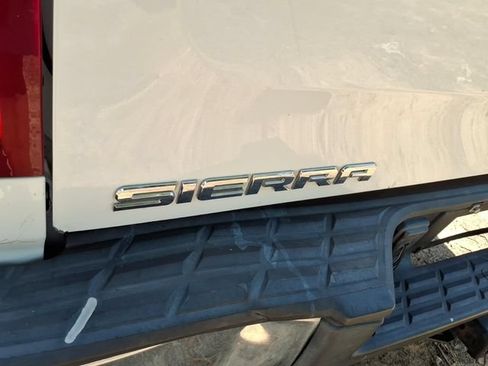 Used 2008 GMC Sierra 1500 W/T w/ SL Package RWD image 10
