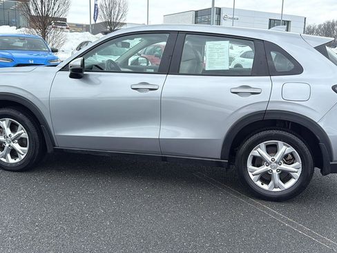 Used 2023 Honda HR-V LX image 13