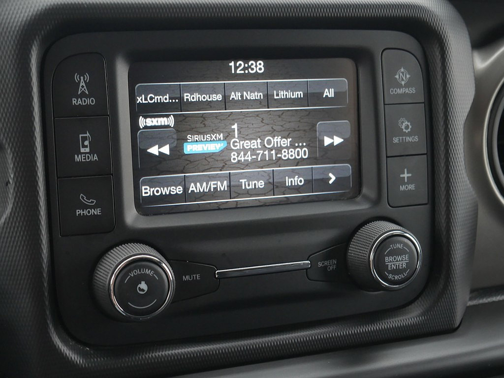 Used 2018 Jeep Wrangler Unlimited Sport AWD/4WD image 33