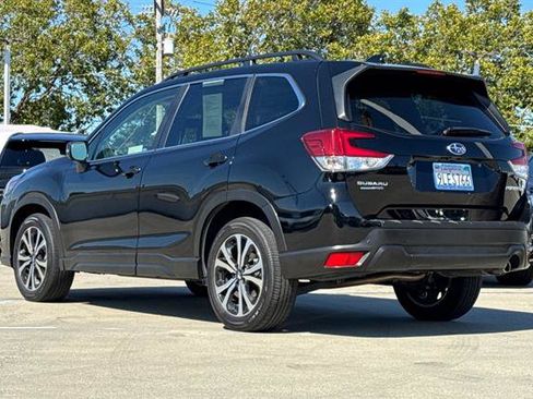 Used 2024 Subaru Forester Limited AWD/4WD image 5