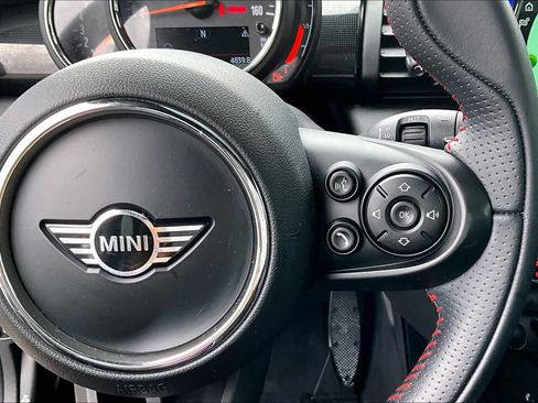 Used 2019 MINI Cooper S image 25