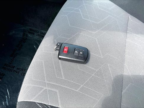 Used 2023 Toyota Tacoma TRD Off-Road image 13