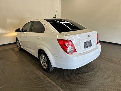 Used 2013 Chevrolet Sonic LS image 4
