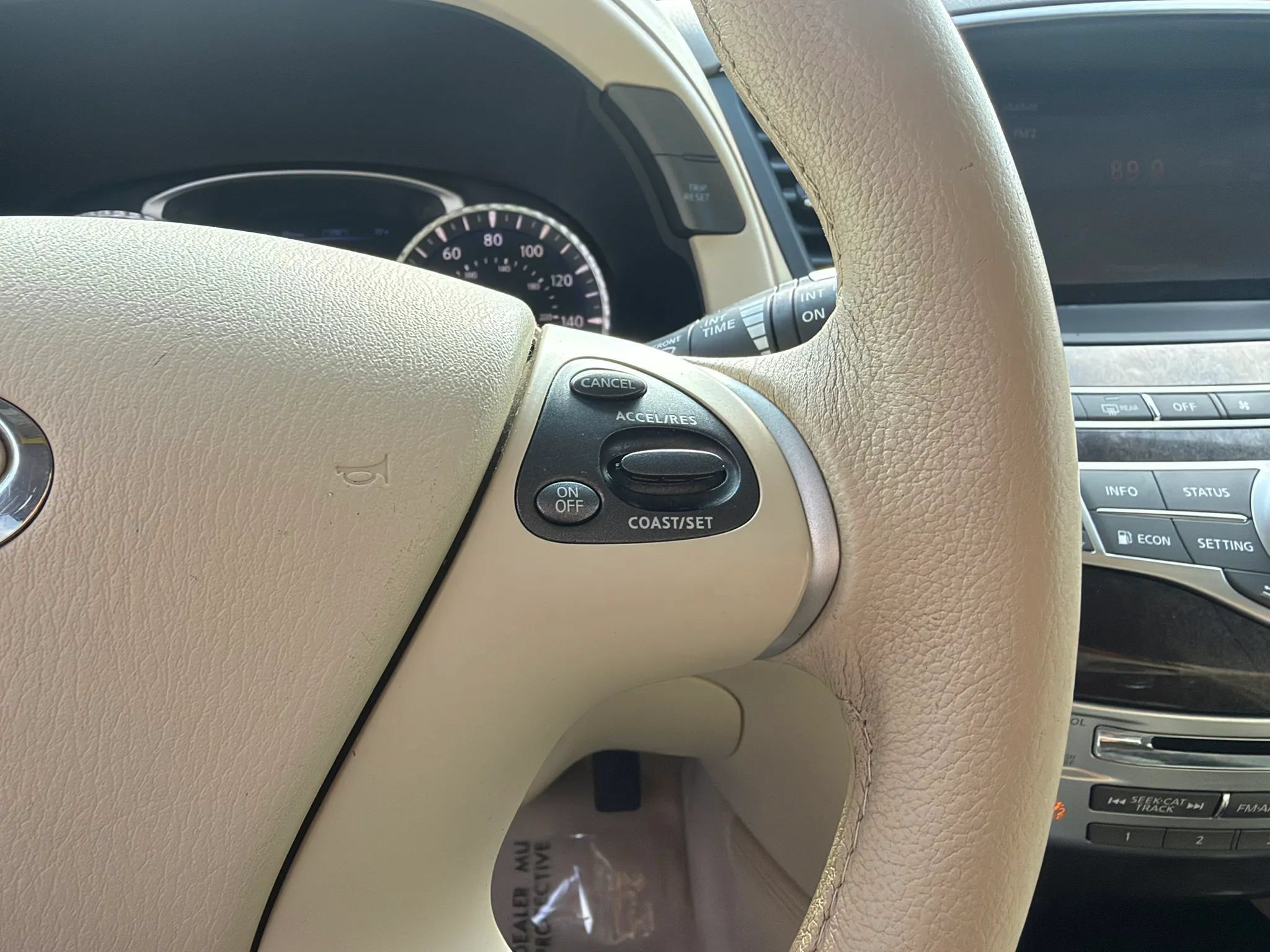 Used 2014 INFINITI QX60 Luxe w/ Premium Package AWD/4WD image 19